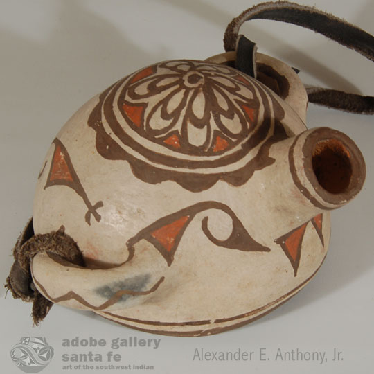 Zuni Pueblo Pottery C3903H